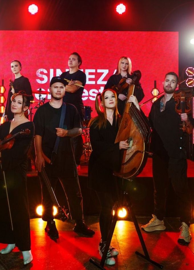 Sinteza Orchestra. Поп-музыка вне времени