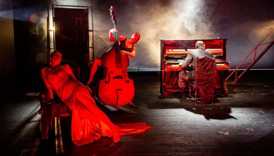 Спектакль «Мама»