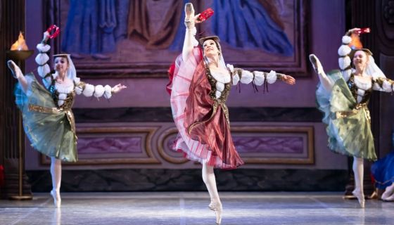 Балет «Лебединое озеро», Крымск