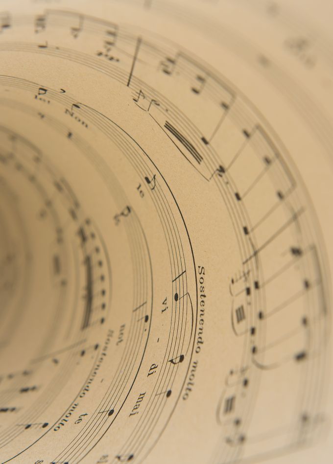 Высоким слогом русского романса