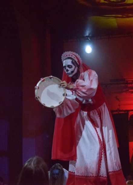 Сквозь огонь войны