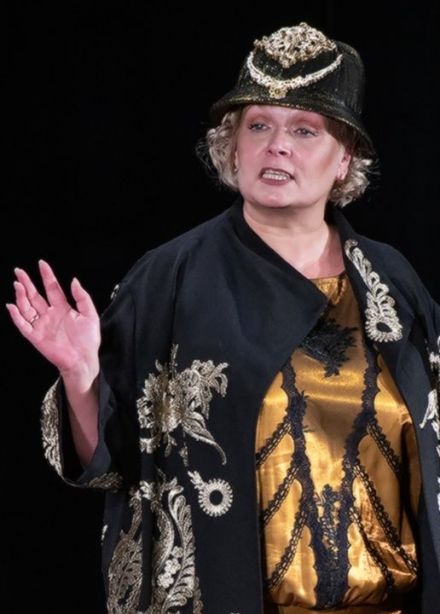 Спектакль «Госпожа министерша»